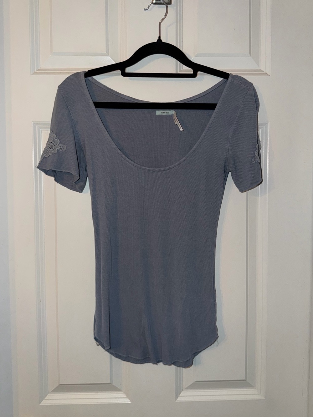 Kimchi Blue Scoop Neck Short Sleeve Top in Baby Blue
